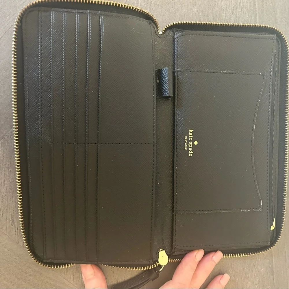 Kate Spade Neda Wilson Road French Black Multi Stripe Zip Wallet